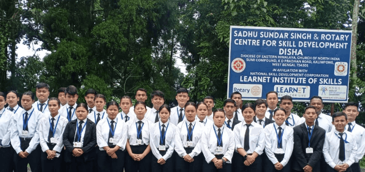 Group image of trainers and students