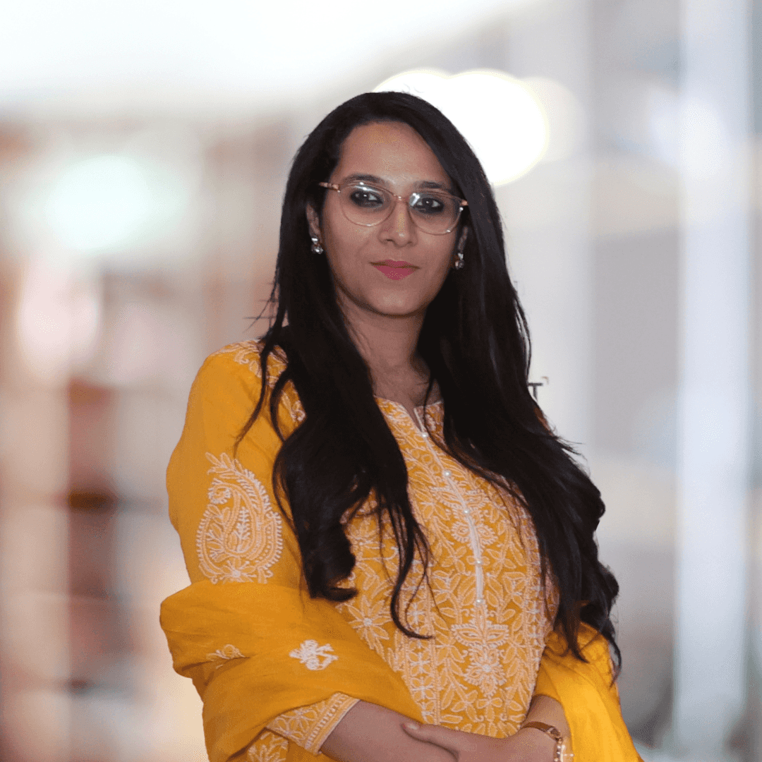 Aashima Kochhar, Academics & Training