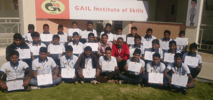 Illustration of a trainer conducting a classroom session for students at GAIL